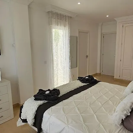 Luxury With Private Heated Pool And Cinema By Vapago Tenerife Vila Los Cristianos (Tenerife)