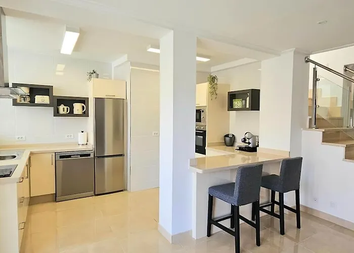 Luxury With Private Pool And Cinema By Vapago Tenerife וילה